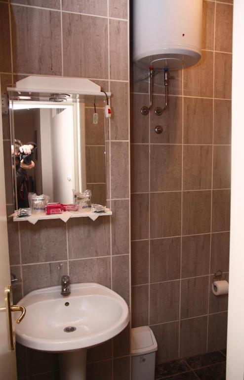 Garni Hotel Pbg Subotica Zimmer foto
