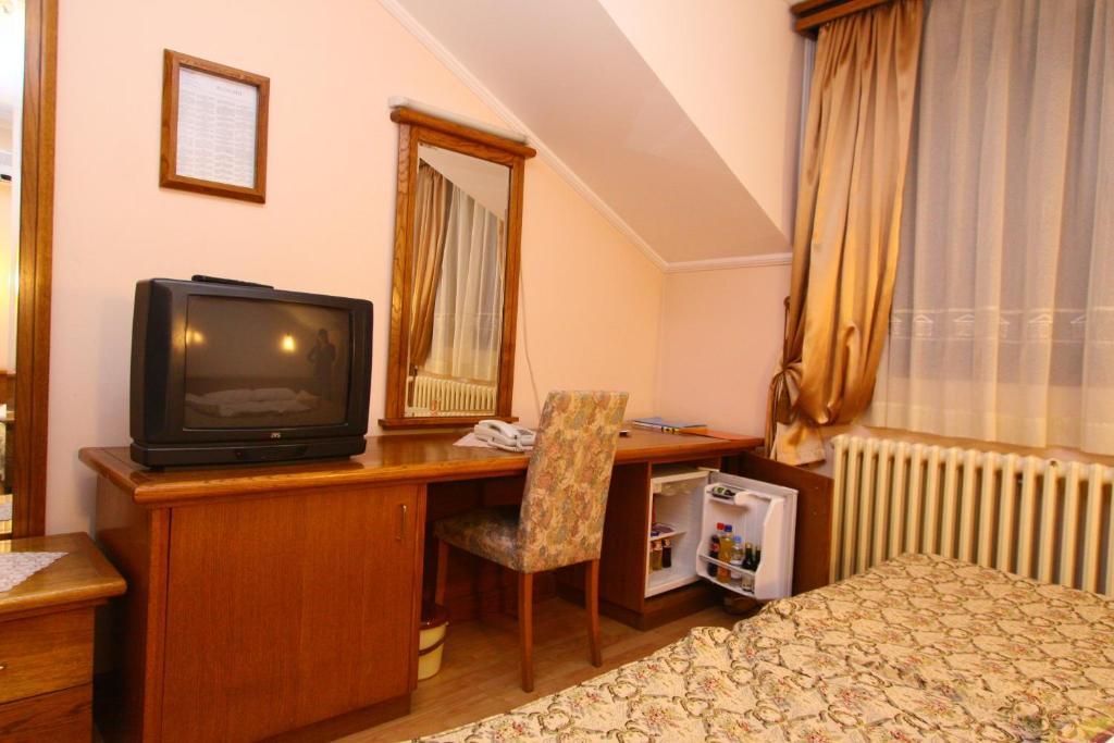Garni Hotel Pbg Subotica Zimmer foto