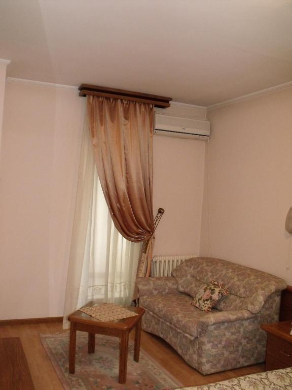 Garni Hotel Pbg Subotica Zimmer foto